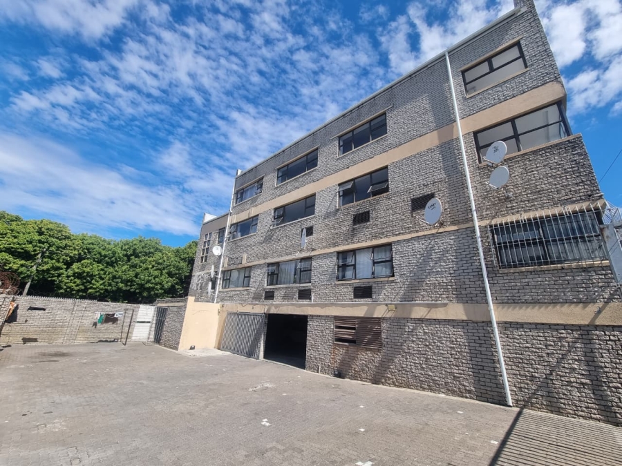 To Let 2 Bedroom Property for Rent in Observatory Western Cape